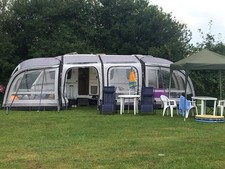 Caravan Vango Varkala Connect 360 air awning with two sides and bedroom