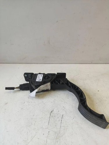 Ford focus iii accelerator - ford,