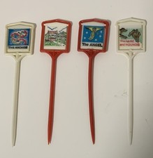 Set of 4 Vintage Retro Cocktail Stirrers - British English Pub Names 