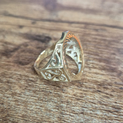 9ct yellow gold - 9ct,