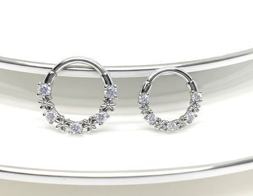 Floral cluster hinged - cz,