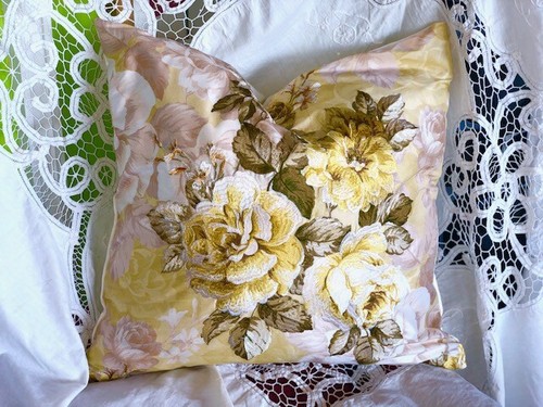 Designers guild fabric - guild, royal
