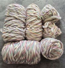 1,885G SOFT MERINO WOOL FOR