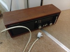 Roberts RM33 Radio – LW/MW/VHF – Working – Wood Case – all knows there 