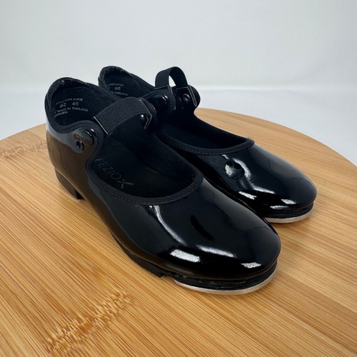 Capezio black patent tap shoes - black,