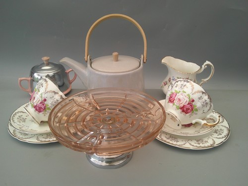 Vintage pink tea set for - tea,