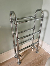 Traditional Chrome Floor Standing Towel Rail (550 x 1050)