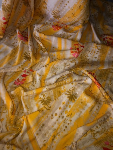 Mtr yellow aztec floral - 1,