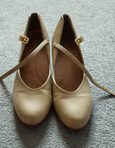 Tan character shoes dance - tan,