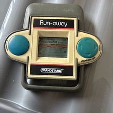 80s GRANDSTAND RUN AWAY