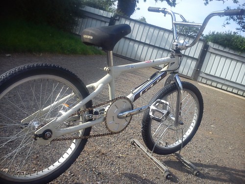 Bmx bike fly - fly, mid