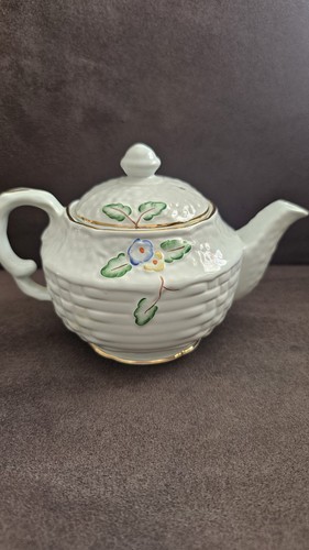Beautiful vintage small - beautiful,