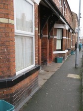 Photo 6x4 Outside #25 Bouverie