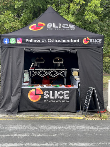 Gazebo based pop pizza - based,