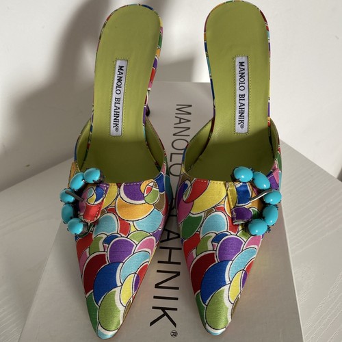 Nwt manolo blahnik women - manolo,