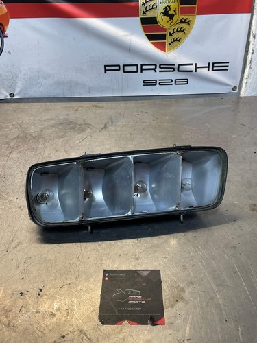 Porsche 928 right rear tail