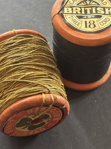 Vintage wooden carpet thread - 2,
