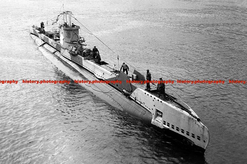 F008399 british submarine ww2 - f008399,
