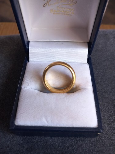 Antique 22ct gold ring band - antique,