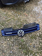 VOLKSWAGEN GOLF Mk5 Grille