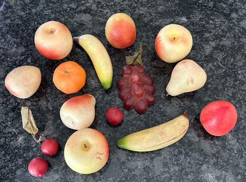 Pcs vtge wax fruit - 15,