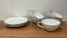 VTG 3 Plates & 5 Cups PETITE