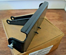 GENUINE NEW JOHN DEERE LIFT ADAPTER KIT PART No BM23760  NOS XUV GATOR