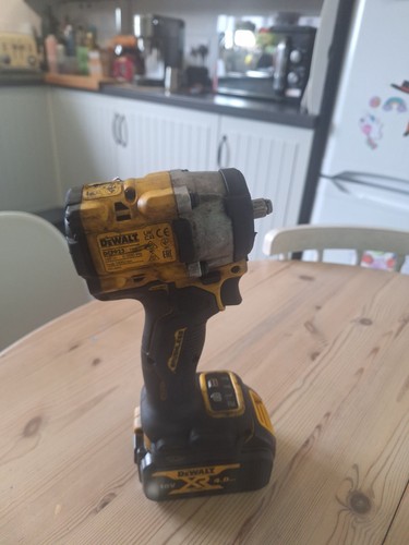 Dewalt impact wrench dcf923