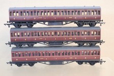 GRAHAM FARISH OO RAKE of 3 LMS