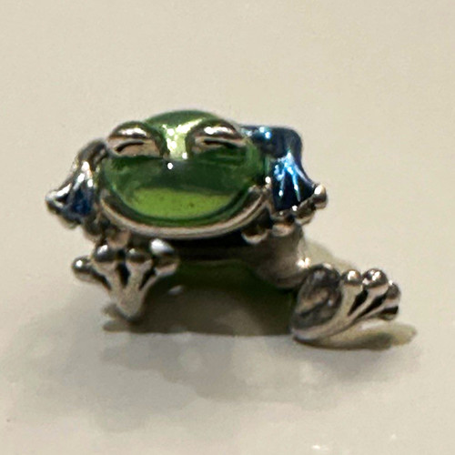 Pandora climbing frog charm - pandora,