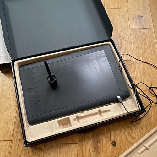 Wacom intuos touch - 5, graphics