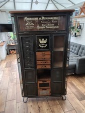 Vintage lndustrial Style