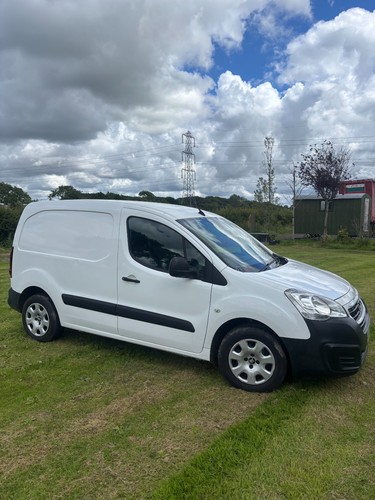 2018 peugot partner diesel - 1.6,