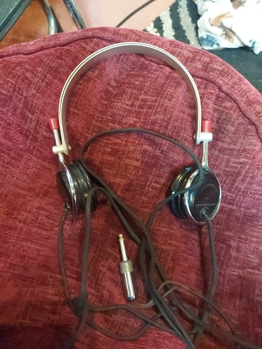 High impeadance headphones - high, sg