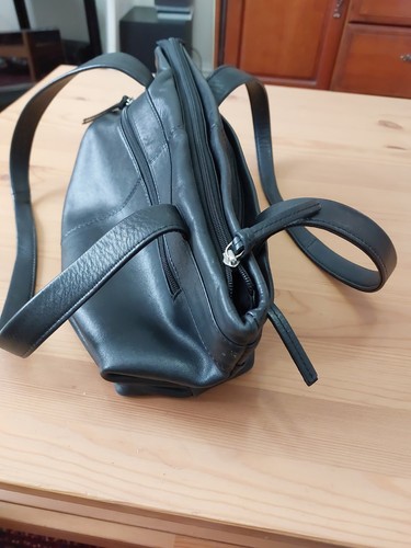 Black medium leather - medium,