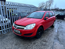 VAUXHALL ASTRA ESTATE RED 2008