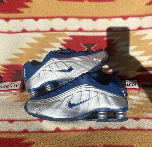 Nike shox shoes - nike, r4