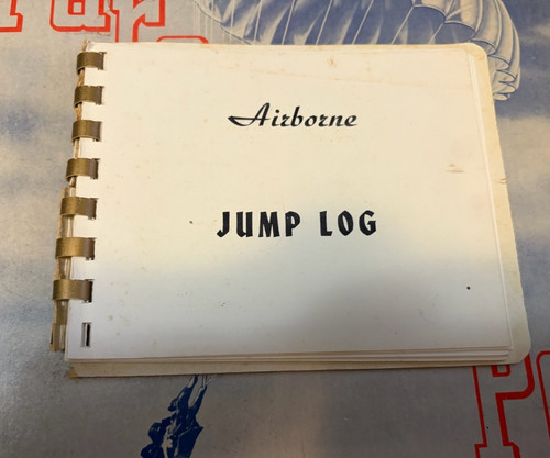 Army airborne jump log book - us,