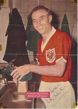 SIGNED PHOTOGRAPH - Blackpool & England AUTOGRAPHED by Stanley Matthews
