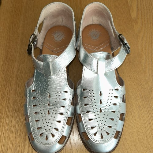 Hudson pre loved silver - by,