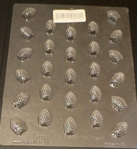 Reusable clear pinecone - clear,