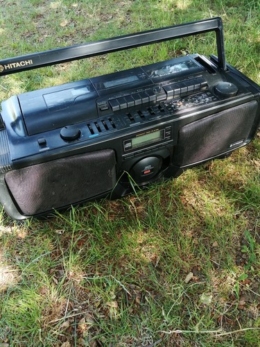 Hitachi w700e boombox - w700e,