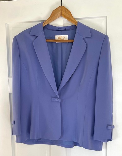 Country casuals silk - country,