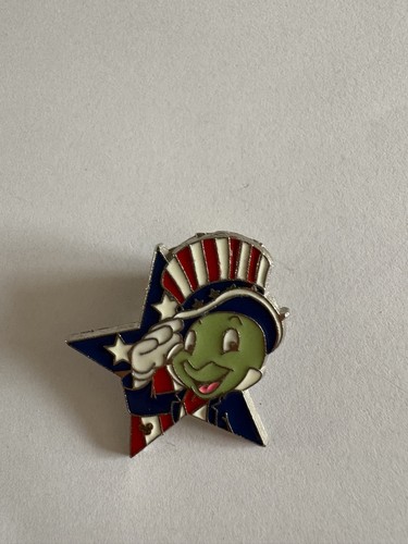 Disney pin badge - disney,