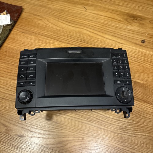 Mercedes sat nav - nav, radio