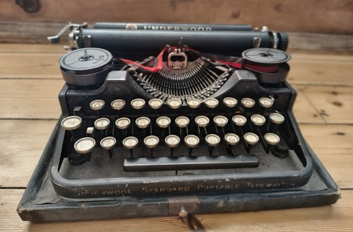 Vintage 1920s underwood bank - 1920s,