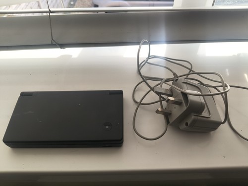 Nintendo dsi with charger - with,