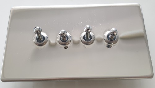 Toggle switch slimline - toggle,