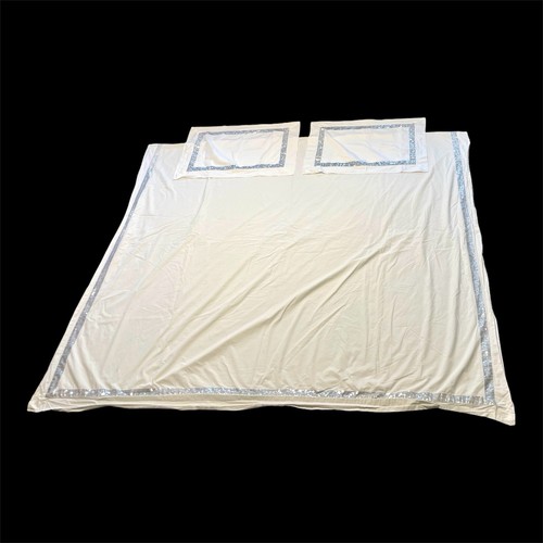 Rare kylie king white duvet - king,