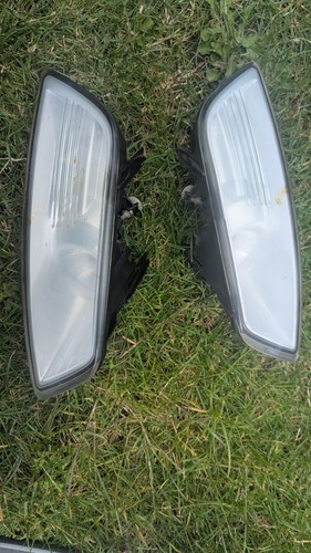 Pair front bumper fog - front,